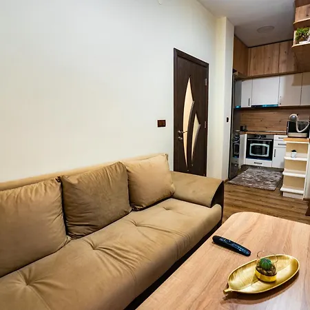 1ви етаж - център *