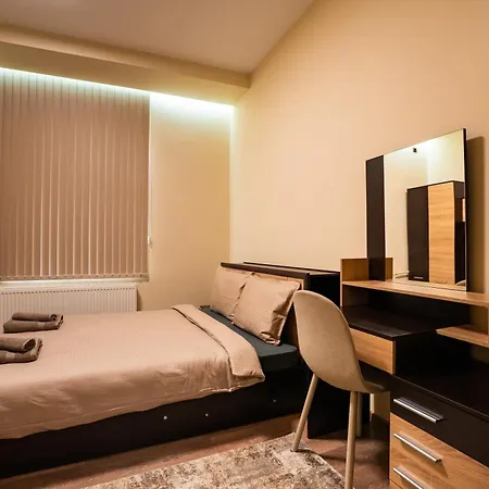 1ви етаж - център *