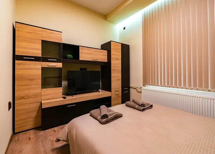 1ви етаж - център Appartamento Pleven